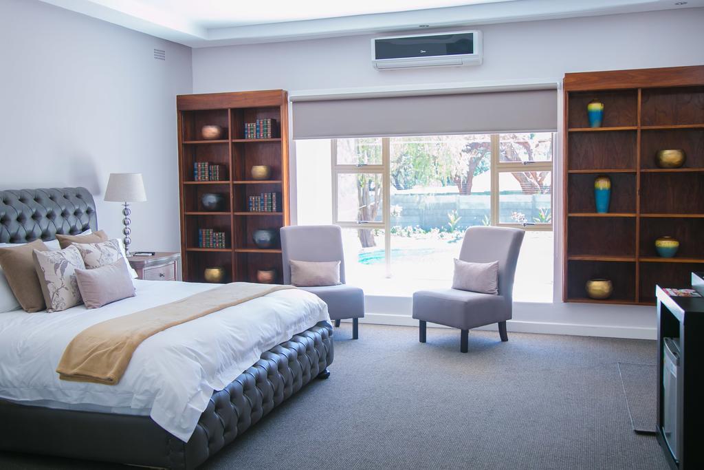 Hotel Jacaranda Harare Exterior foto